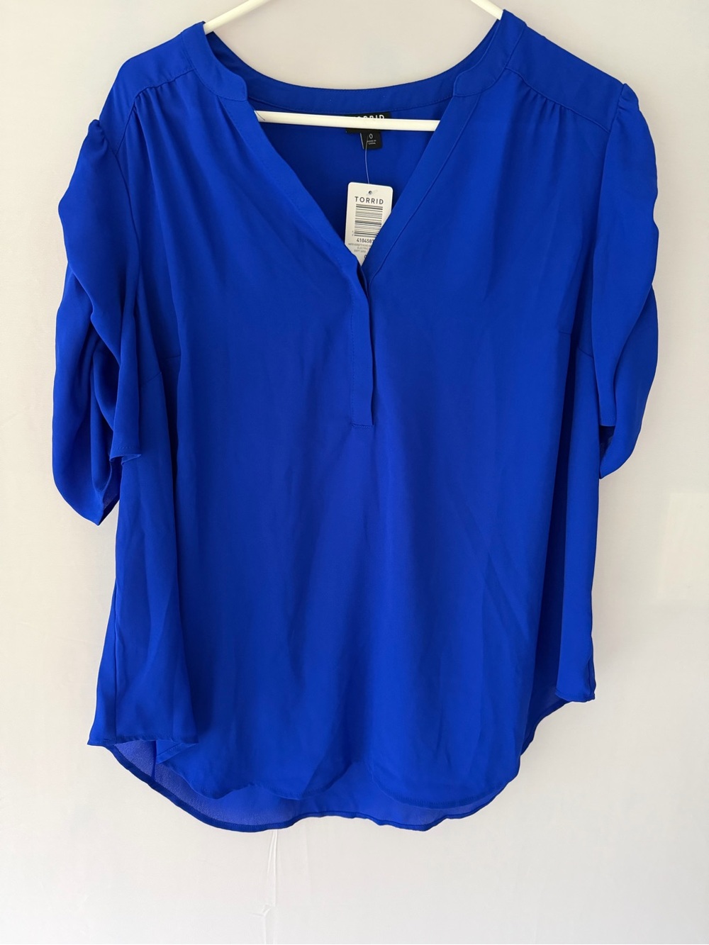 NWT Torrid Harper Cobalt Blue Split-Neck Blouse